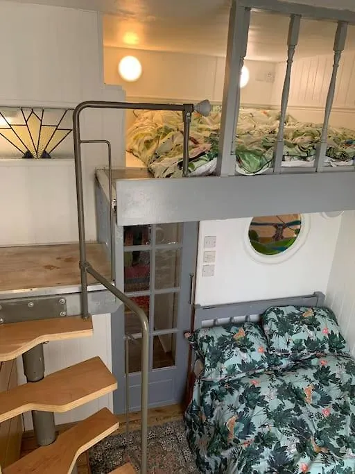 One Bedroom Apartment In Heart Of Brighton United Kingdom